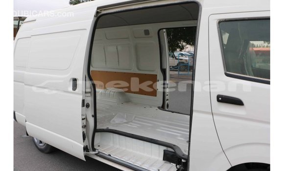 Buy Import Toyota Hiace White Car in Import - Dubai in Aragatsotn Buy Import Toyota Hiace White Car in Import - Dubai in Aragatsotn