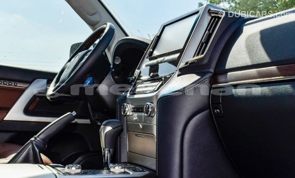 Buy Import Toyota Land Cruiser Black Car in Import - Dubai in Aragatsotn Buy Import Toyota Land Cruiser Black Car in Import - Dubai in Aragatsotn