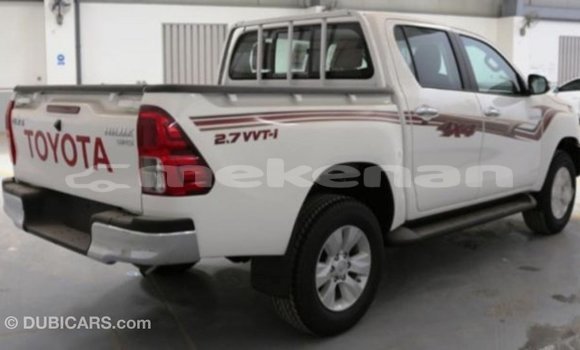 Buy Import Toyota Hilux White Car in Import - Dubai in Aragatsotn Buy Import Toyota Hilux White Car in Import - Dubai in Aragatsotn