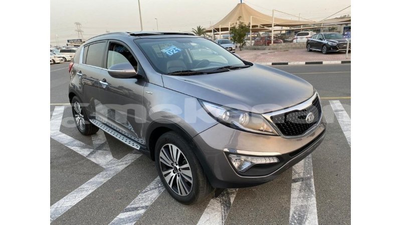 Big with watermark kia sportage aragatsotn import dubai 2155