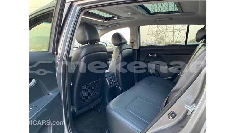 Big with watermark kia sportage aragatsotn import dubai 2155