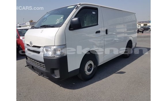 Buy Import Toyota Hiace White Car in Import - Dubai in Aragatsotn Buy Import Toyota Hiace White Car in Import - Dubai in Aragatsotn