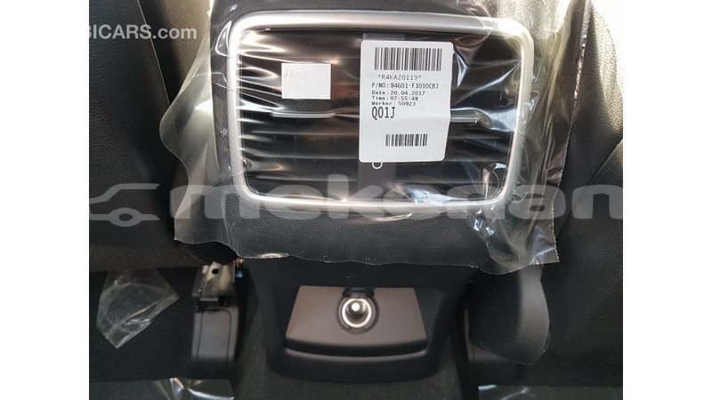 Big with watermark kia sportage aragatsotn import dubai 2169