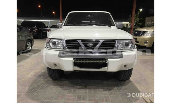 Buy Import Nissan Patrol White Car in Import - Dubai in Aragatsotn Buy Import Nissan Patrol White Car in Import - Dubai in Aragatsotn