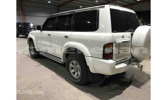 Buy Import Nissan Patrol White Car in Import - Dubai in Aragatsotn Buy Import Nissan Patrol White Car in Import - Dubai in Aragatsotn