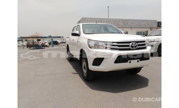 Buy Import Toyota Hilux White Car in Import - Dubai in Aragatsotn Buy Import Toyota Hilux White Car in Import - Dubai in Aragatsotn