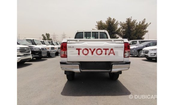 Buy Import Toyota Hilux White Car in Import - Dubai in Aragatsotn Buy Import Toyota Hilux White Car in Import - Dubai in Aragatsotn