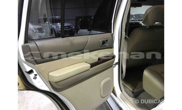 Buy Import Nissan Patrol White Car in Import - Dubai in Aragatsotn Buy Import Nissan Patrol White Car in Import - Dubai in Aragatsotn