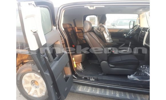 Buy Import Toyota FJ Cruiser Black Car in Import - Dubai in Aragatsotn Buy Import Toyota FJ Cruiser Black Car in Import - Dubai in Aragatsotn