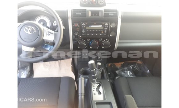 Buy Import Toyota FJ Cruiser Black Car in Import - Dubai in Aragatsotn Buy Import Toyota FJ Cruiser Black Car in Import - Dubai in Aragatsotn
