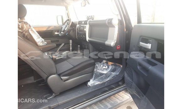 Buy Import Toyota FJ Cruiser Black Car in Import - Dubai in Aragatsotn Buy Import Toyota FJ Cruiser Black Car in Import - Dubai in Aragatsotn