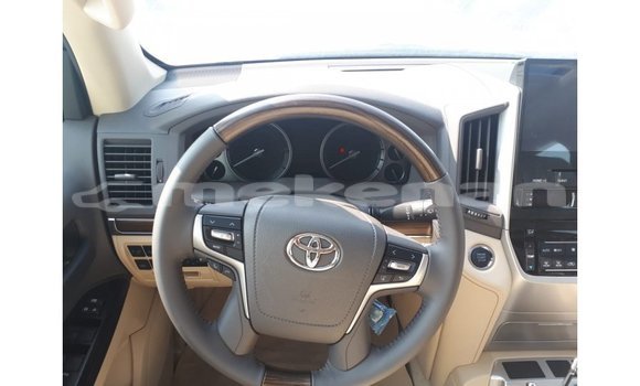 Buy Import Toyota Land Cruiser Other Car in Import - Dubai in Aragatsotn Buy Import Toyota Land Cruiser Other Car in Import - Dubai in Aragatsotn