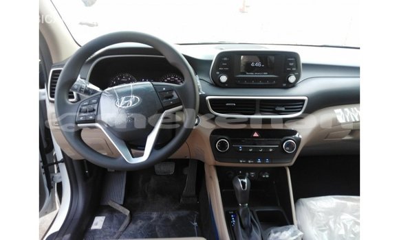 Buy Import Hyundai Tucson White Car in Import - Dubai in Aragatsotn Buy Import Hyundai Tucson White Car in Import - Dubai in Aragatsotn
