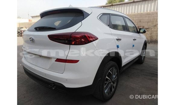Buy Import Hyundai Tucson White Car in Import - Dubai in Aragatsotn Buy Import Hyundai Tucson White Car in Import - Dubai in Aragatsotn