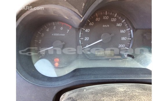 Buy Import Toyota Hilux White Car in Import - Dubai in Aragatsotn Buy Import Toyota Hilux White Car in Import - Dubai in Aragatsotn