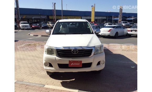 Buy Import Toyota Hilux White Car in Import - Dubai in Aragatsotn Buy Import Toyota Hilux White Car in Import - Dubai in Aragatsotn