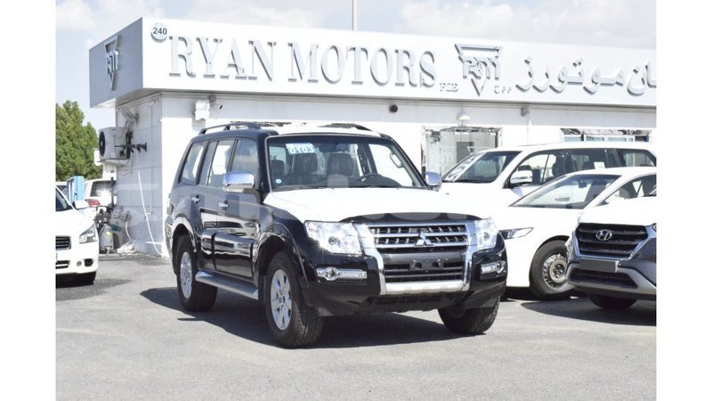Big with watermark mitsubishi pajero aragatsotn import dubai 2203