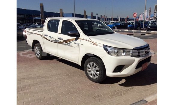 Buy Import Toyota Hilux White Car in Import - Dubai in Aragatsotn Buy Import Toyota Hilux White Car in Import - Dubai in Aragatsotn