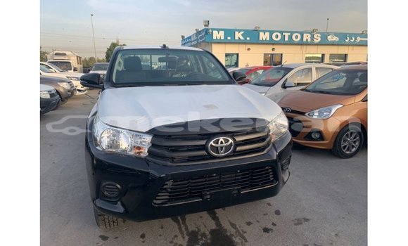 Buy Import Toyota Hilux Black Car in Import - Dubai in Aragatsotn Buy Import Toyota Hilux Black Car in Import - Dubai in Aragatsotn