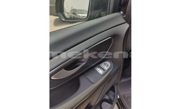 Buy Import Mercedes-Benz 250 Black Car in Import - Dubai in Aragatsotn Buy Import Mercedes-Benz 250 Black Car in Import - Dubai in Aragatsotn