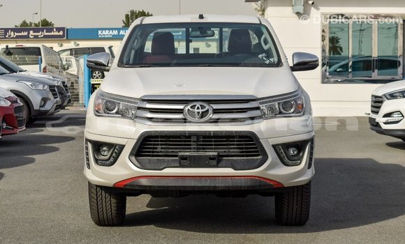 Buy Import Toyota Hilux White Car in Import - Dubai in Aragatsotn Buy Import Toyota Hilux White Car in Import - Dubai in Aragatsotn