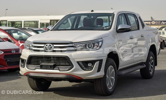 Buy Import Toyota Hilux White Car in Import - Dubai in Aragatsotn Buy Import Toyota Hilux White Car in Import - Dubai in Aragatsotn