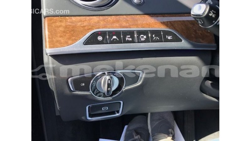 Big with watermark mercedes benz 190 aragatsotn import dubai 2233