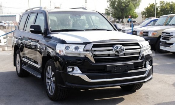 Buy Import Toyota Land Cruiser Black Car in Import - Dubai in Aragatsotn Buy Import Toyota Land Cruiser Black Car in Import - Dubai in Aragatsotn