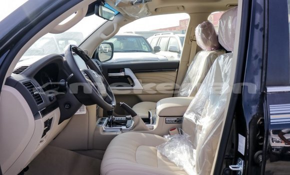 Buy Import Toyota Land Cruiser Black Car in Import - Dubai in Aragatsotn Buy Import Toyota Land Cruiser Black Car in Import - Dubai in Aragatsotn