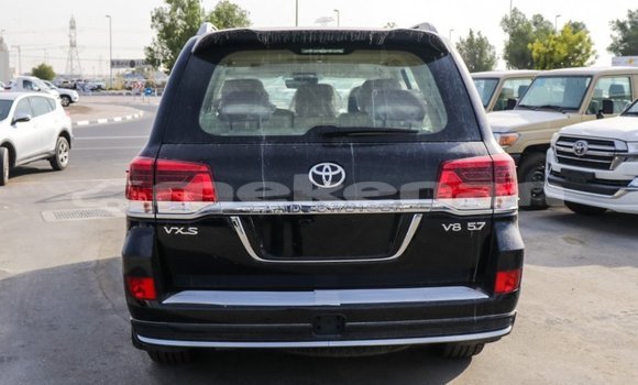 Buy Import Toyota Land Cruiser Black Car in Import - Dubai in Aragatsotn Buy Import Toyota Land Cruiser Black Car in Import - Dubai in Aragatsotn