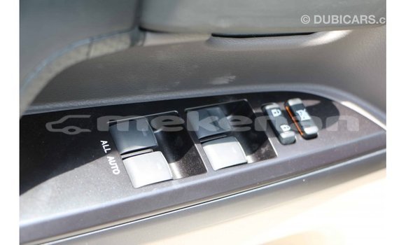 Buy Import Toyota Land Cruiser White Car in Import - Dubai in Aragatsotn Buy Import Toyota Land Cruiser White Car in Import - Dubai in Aragatsotn