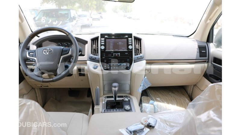 Big with watermark toyota land cruiser aragatsotn import dubai 2235