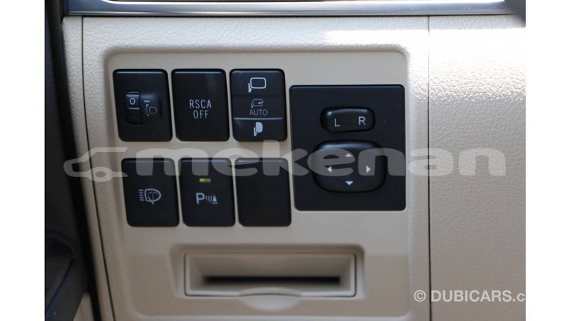 Big with watermark toyota land cruiser aragatsotn import dubai 2235