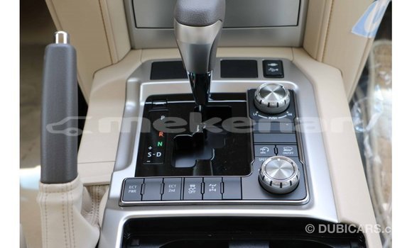 Buy Import Toyota Land Cruiser White Car in Import - Dubai in Aragatsotn Buy Import Toyota Land Cruiser White Car in Import - Dubai in Aragatsotn