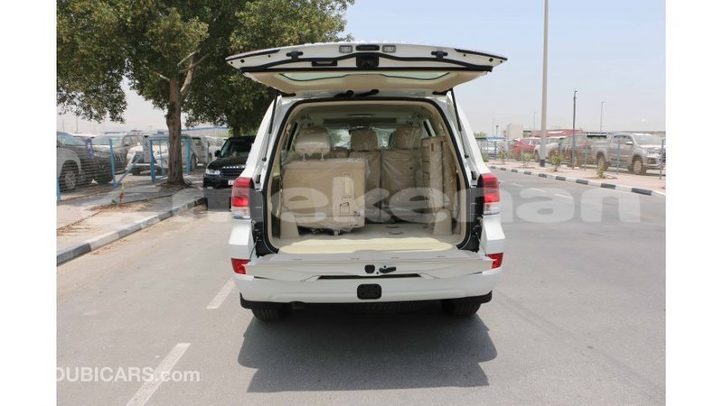 Big with watermark toyota land cruiser aragatsotn import dubai 2235
