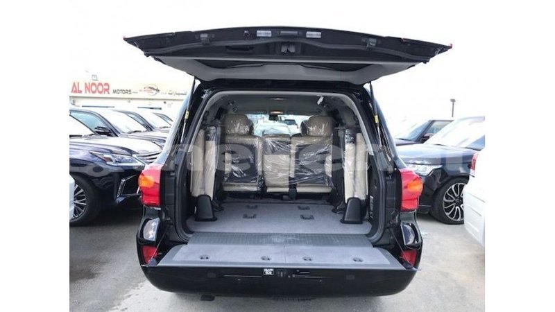 Big with watermark toyota land cruiser aragatsotn import dubai 2236