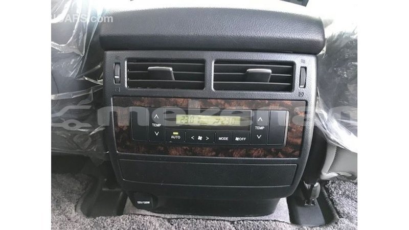 Big with watermark toyota land cruiser aragatsotn import dubai 2236