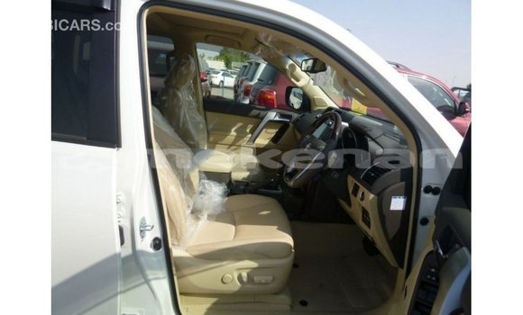 Buy Import Toyota Prado White Car in Import - Dubai in Aragatsotn Buy Import Toyota Prado White Car in Import - Dubai in Aragatsotn