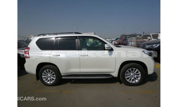 Buy Import Toyota Prado White Car in Import - Dubai in Aragatsotn Buy Import Toyota Prado White Car in Import - Dubai in Aragatsotn