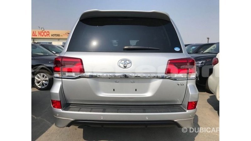 Big with watermark toyota land cruiser aragatsotn import dubai 2246