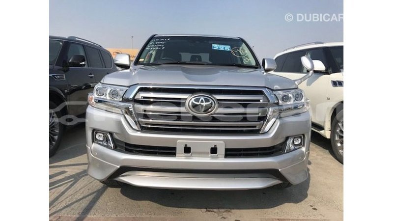 Big with watermark toyota land cruiser aragatsotn import dubai 2246