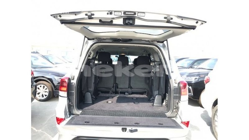 Big with watermark toyota land cruiser aragatsotn import dubai 2246