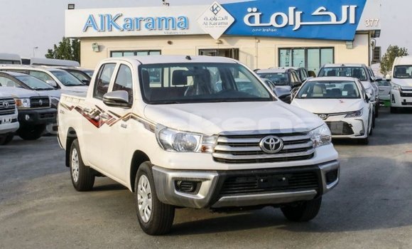 Buy Import Toyota Hilux White Car in Import - Dubai in Aragatsotn Buy Import Toyota Hilux White Car in Import - Dubai in Aragatsotn