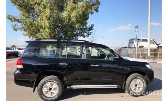 Buy Import Toyota Land Cruiser Black Car in Import - Dubai in Aragatsotn Buy Import Toyota Land Cruiser Black Car in Import - Dubai in Aragatsotn