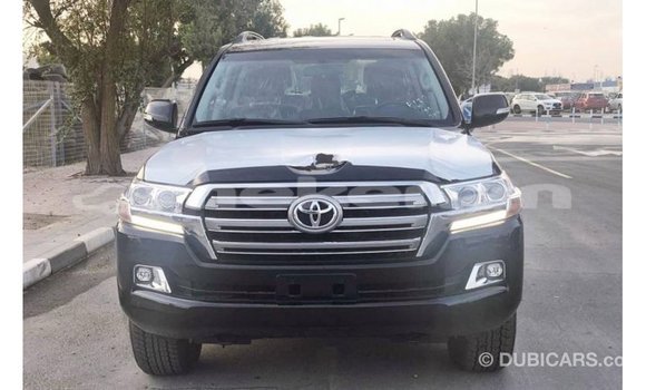 Buy Import Toyota Land Cruiser Black Car in Import - Dubai in Aragatsotn Buy Import Toyota Land Cruiser Black Car in Import - Dubai in Aragatsotn