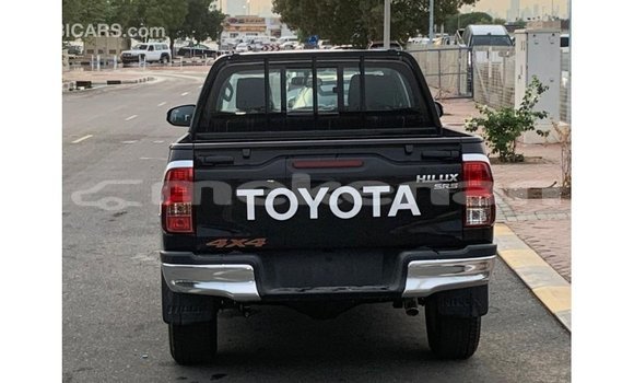 Buy Import Toyota Hilux Black Car in Import - Dubai in Aragatsotn Buy Import Toyota Hilux Black Car in Import - Dubai in Aragatsotn