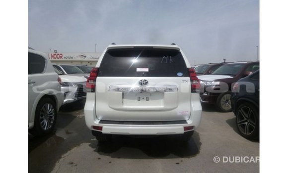 Buy Import Toyota Prado White Car in Import - Dubai in Aragatsotn Buy Import Toyota Prado White Car in Import - Dubai in Aragatsotn