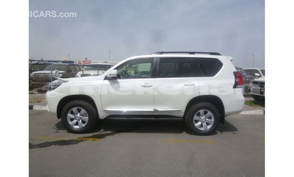 Buy Import Toyota Prado White Car in Import - Dubai in Aragatsotn Buy Import Toyota Prado White Car in Import - Dubai in Aragatsotn