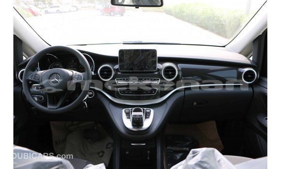 Buy Import Mercedes-Benz 250 Black Car in Import - Dubai in Aragatsotn Buy Import Mercedes-Benz 250 Black Car in Import - Dubai in Aragatsotn