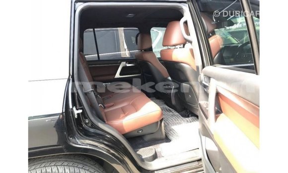 Buy Import Toyota Land Cruiser Black Car in Import - Dubai in Aragatsotn Buy Import Toyota Land Cruiser Black Car in Import - Dubai in Aragatsotn